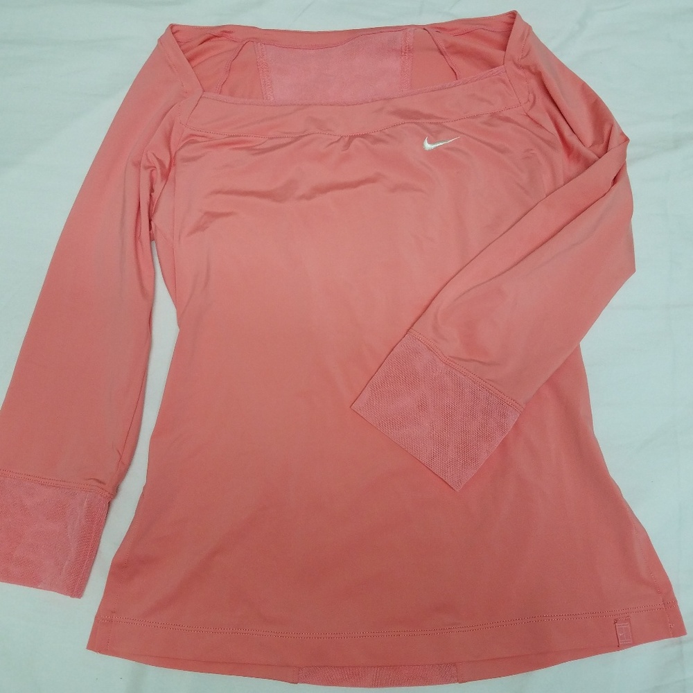Nike Dry fit peach top